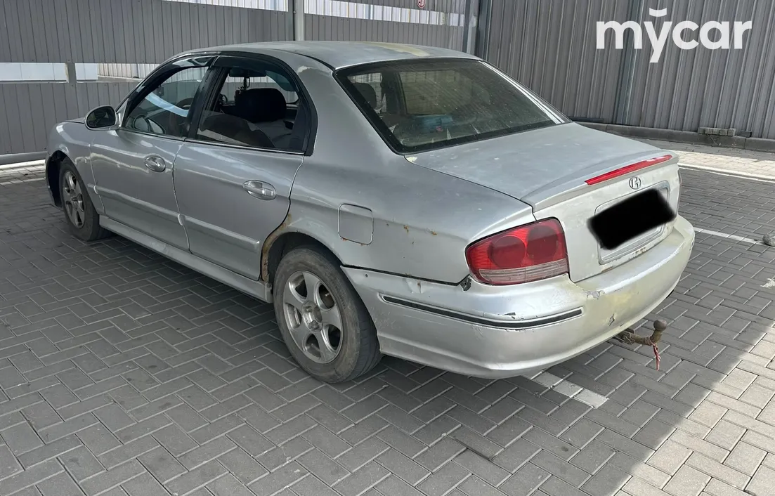 Hyundai Sonata 2004