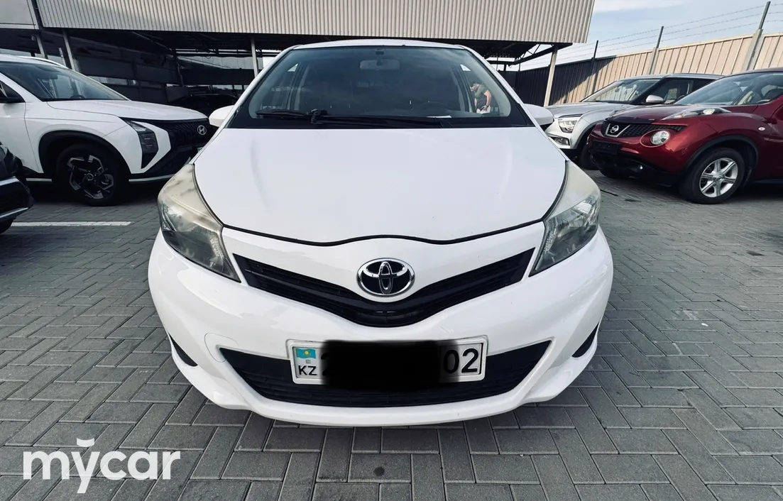 Toyota Yaris 2012