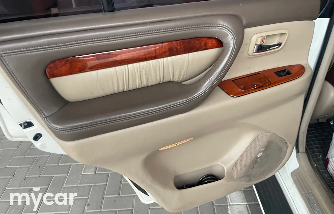 Lexus LX 1999