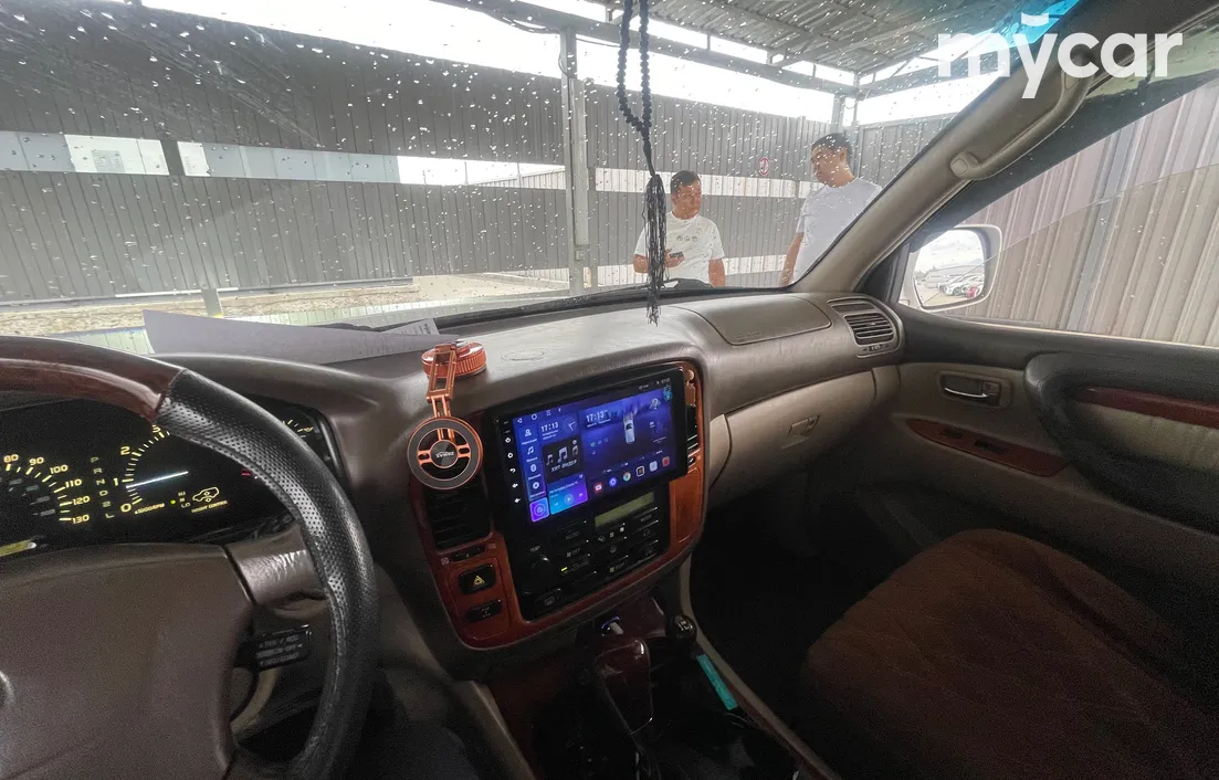 Lexus LX 1999