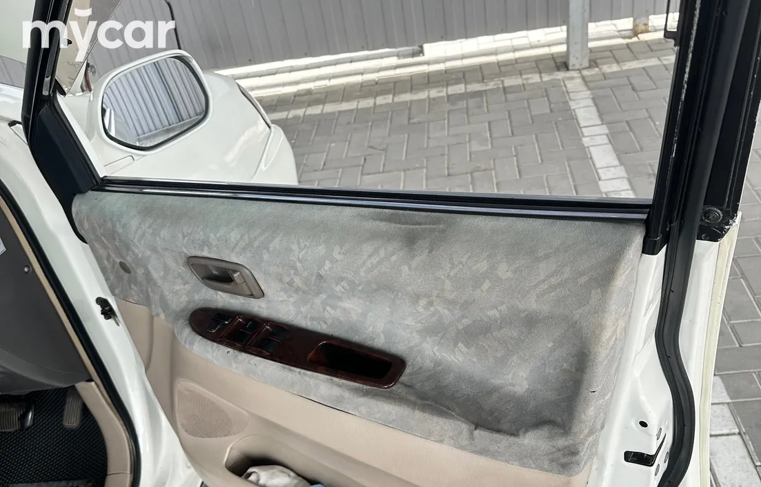 Toyota Gaia 1998