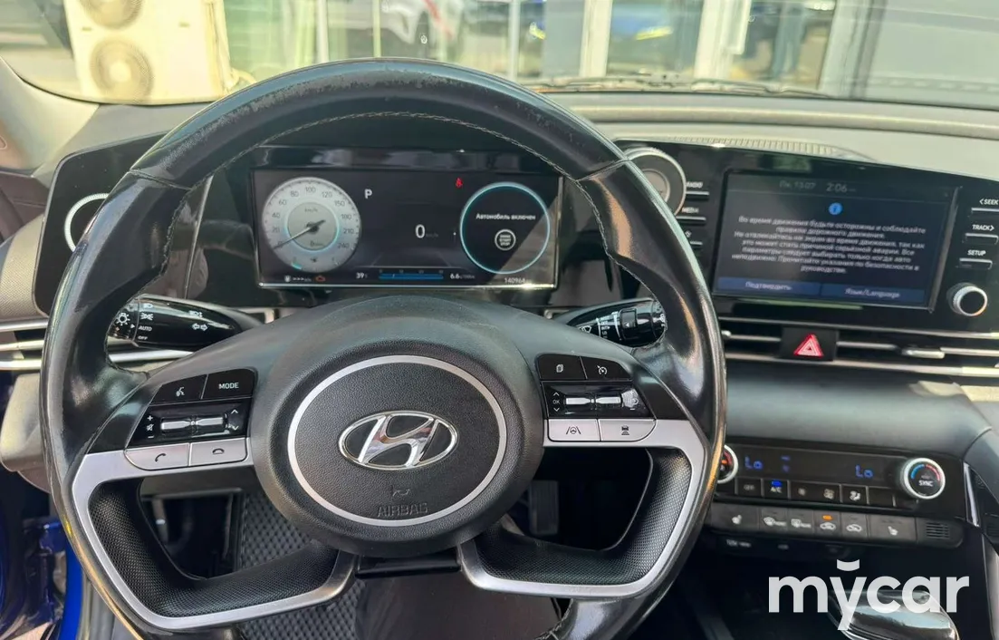 Hyundai Elantra 2021
