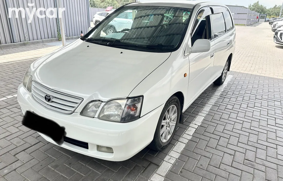 Toyota Gaia 1998