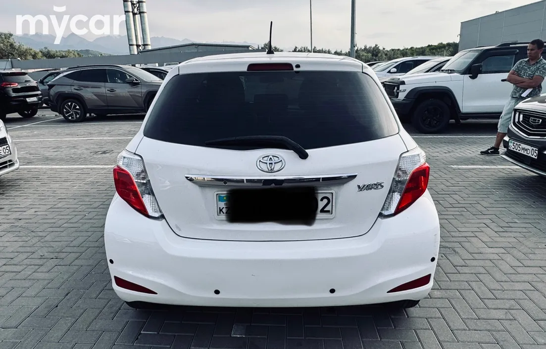 Toyota Yaris 2012