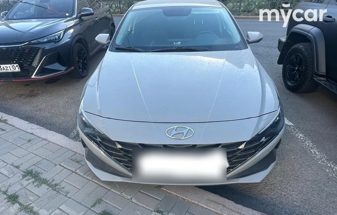 Hyundai Elantra 2021