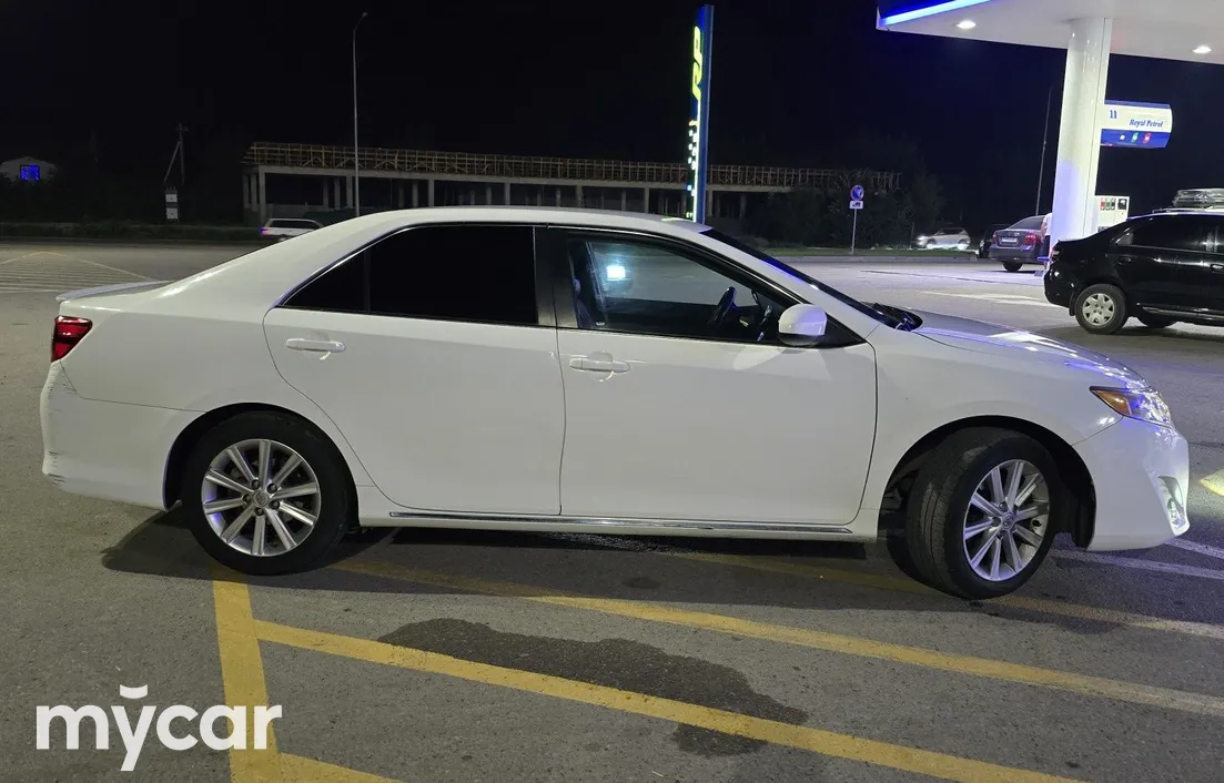 Toyota Camry 2012