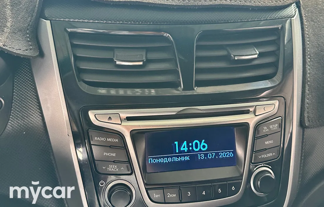 Hyundai Accent 2015