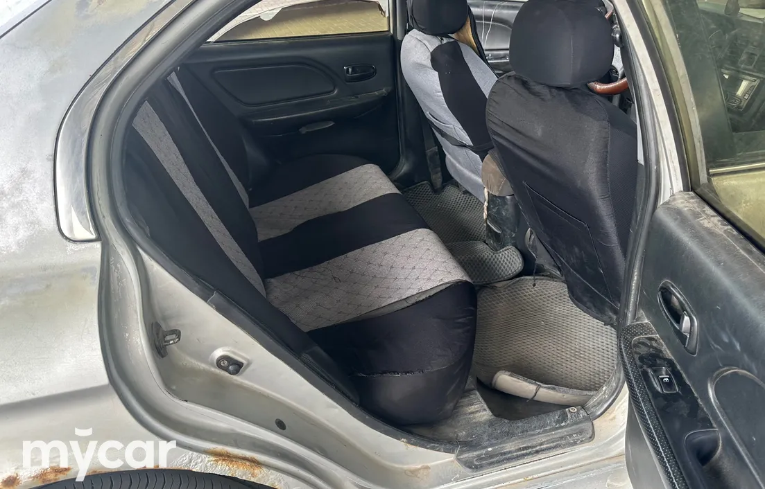 Hyundai Sonata 2004