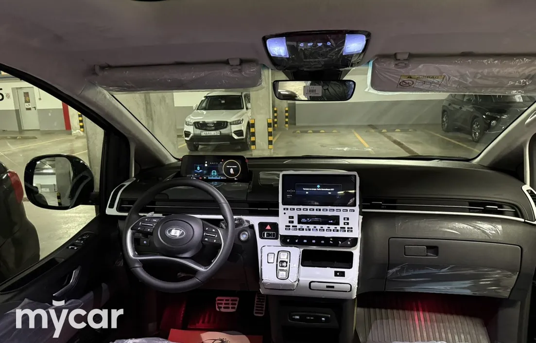 Hyundai Staria 2026