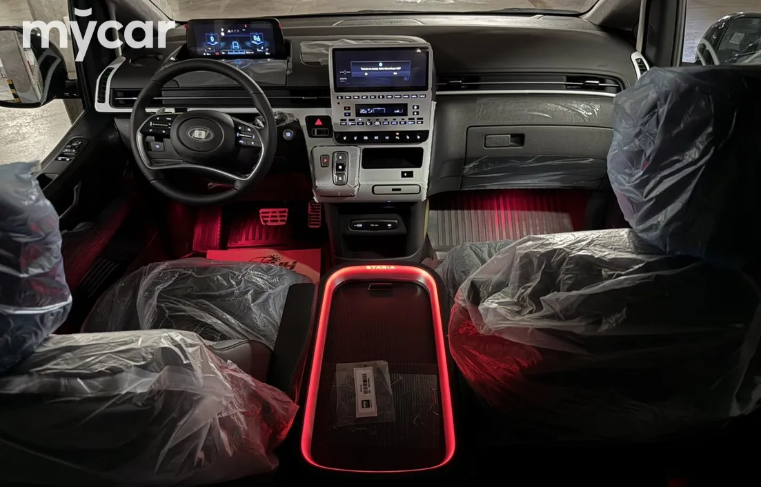 Hyundai Staria 2026