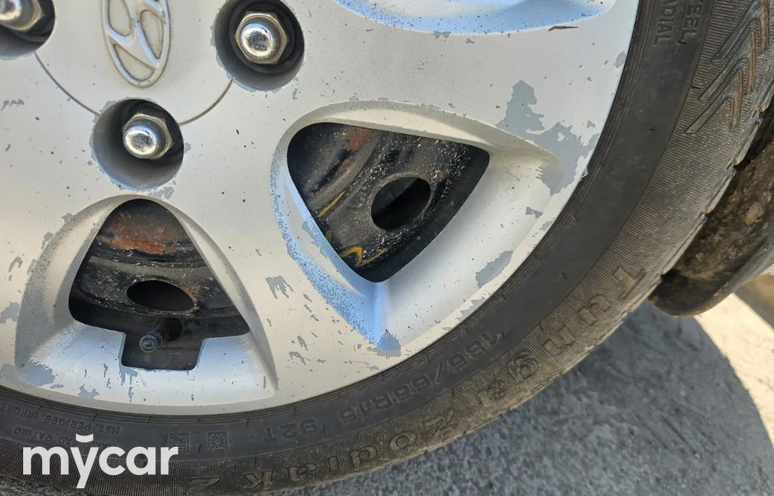 Hyundai Accent 2014