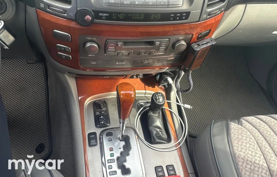 Lexus LX 2007