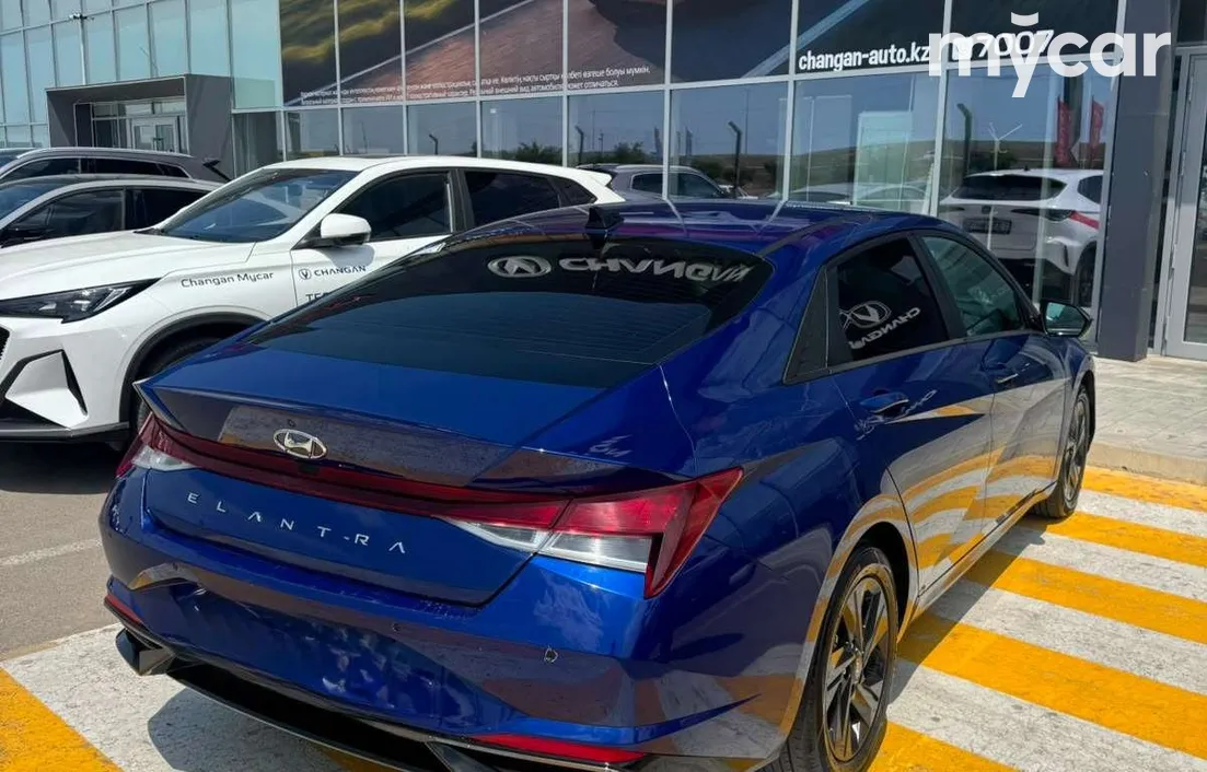 Hyundai Elantra 2021