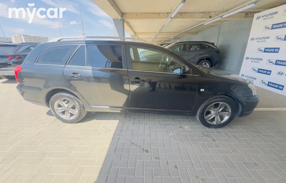 Toyota Avensis 2005
