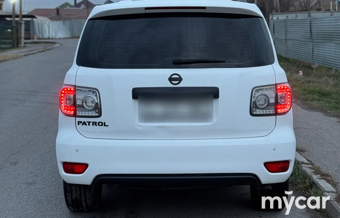 Nissan Patrol 2011