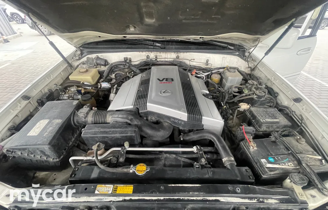 Lexus LX 1999