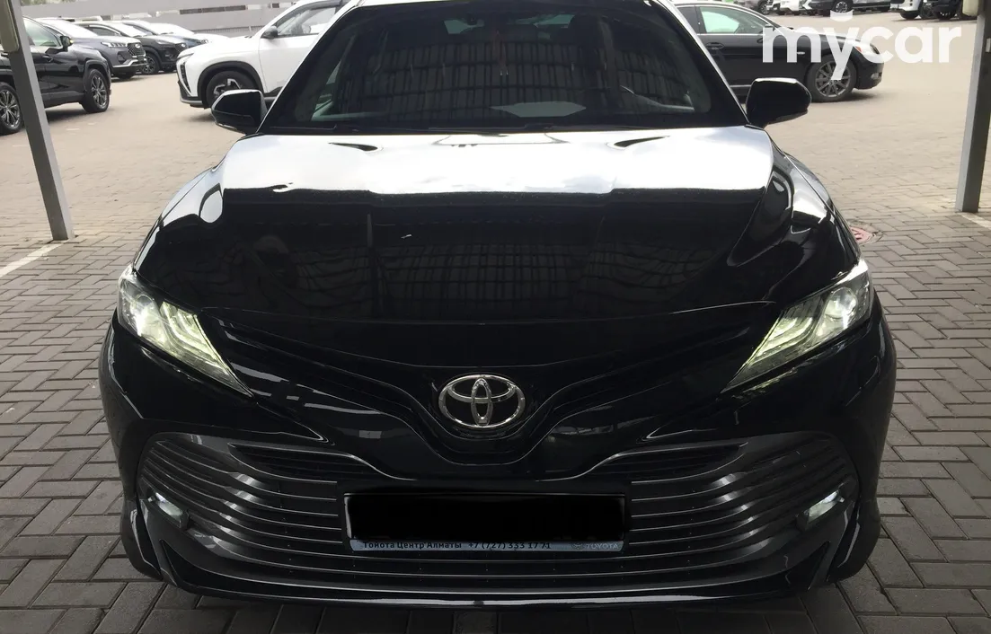 Toyota Camry 2018