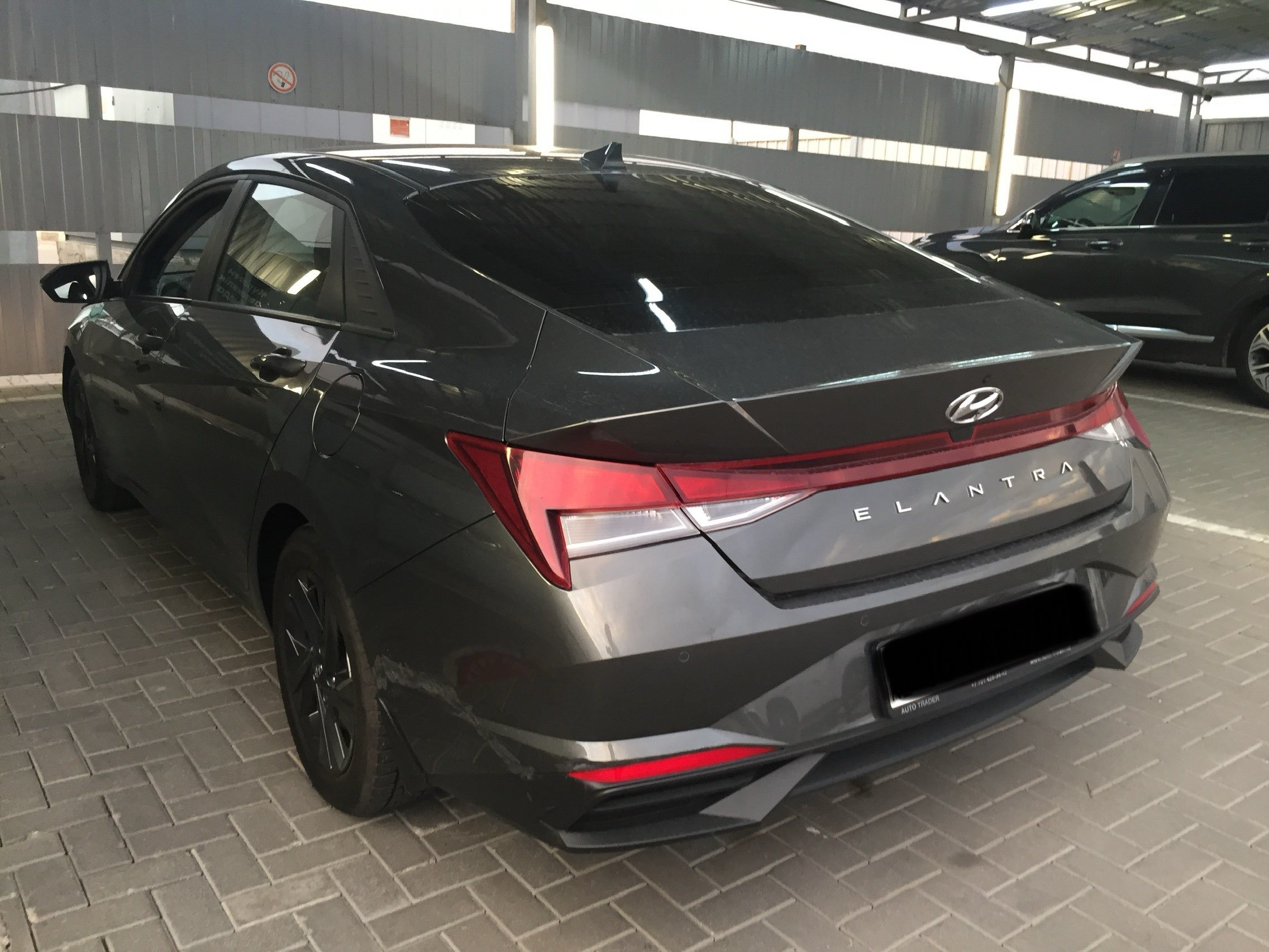 Hyundai Elantra 2022