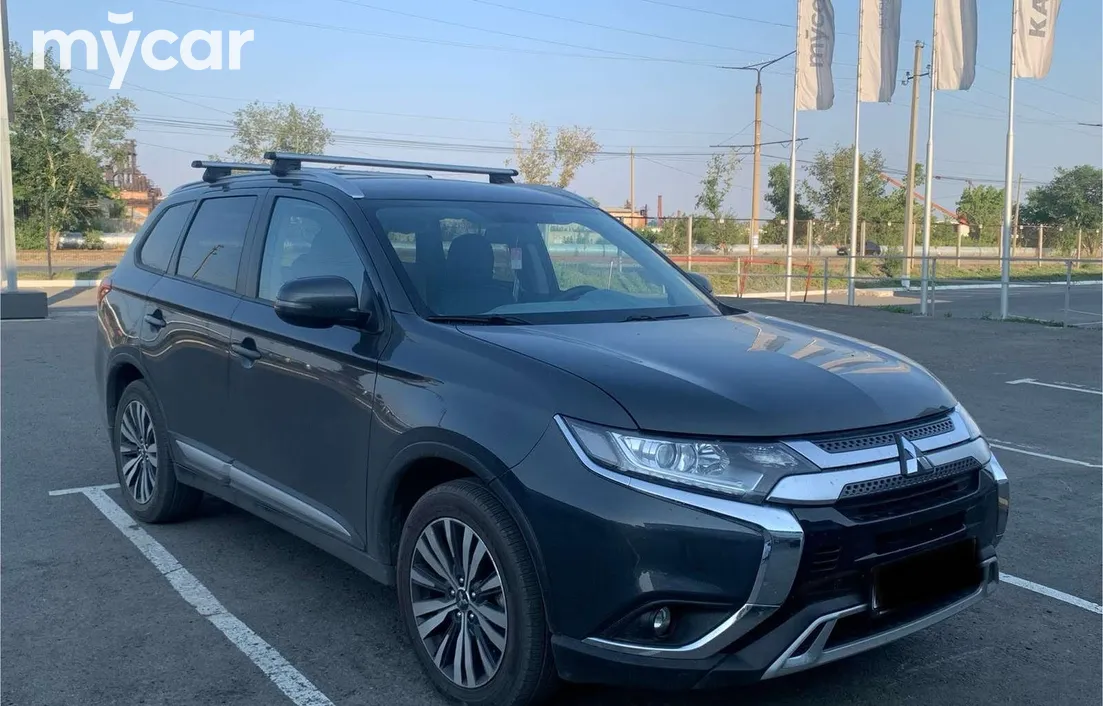 Mitsubishi Outlander 2021