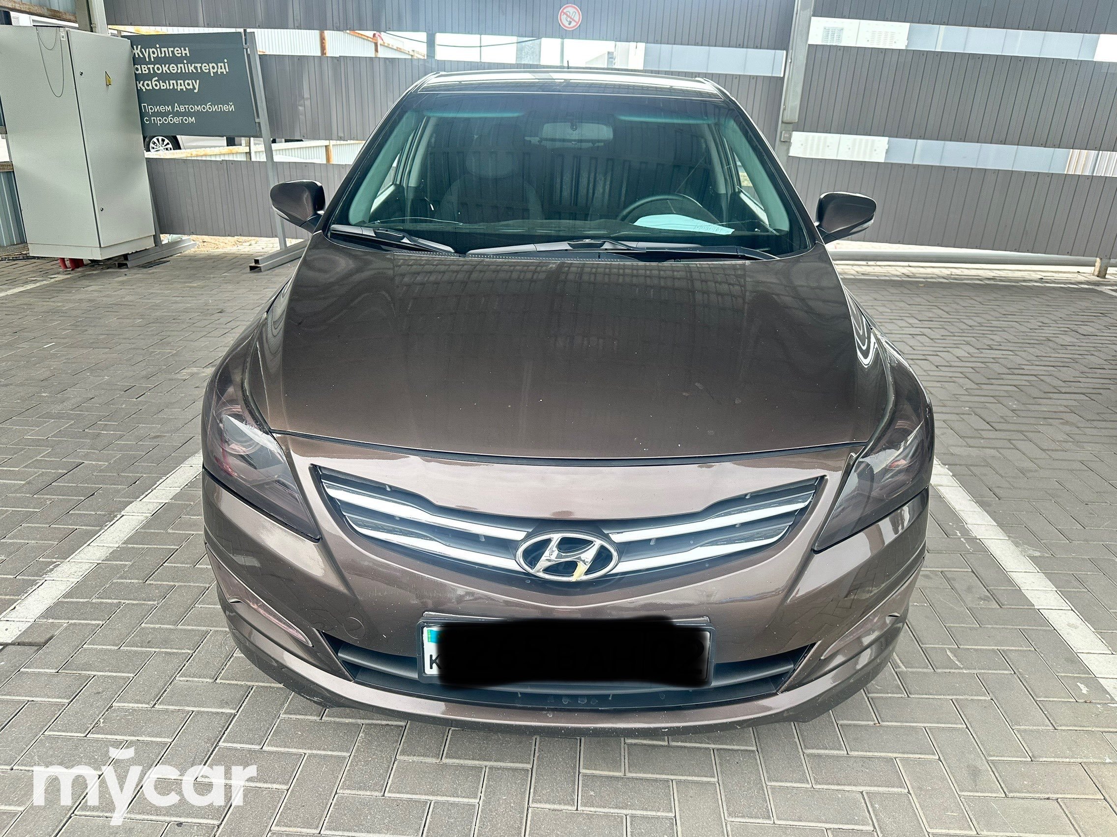 Hyundai Accent 2015