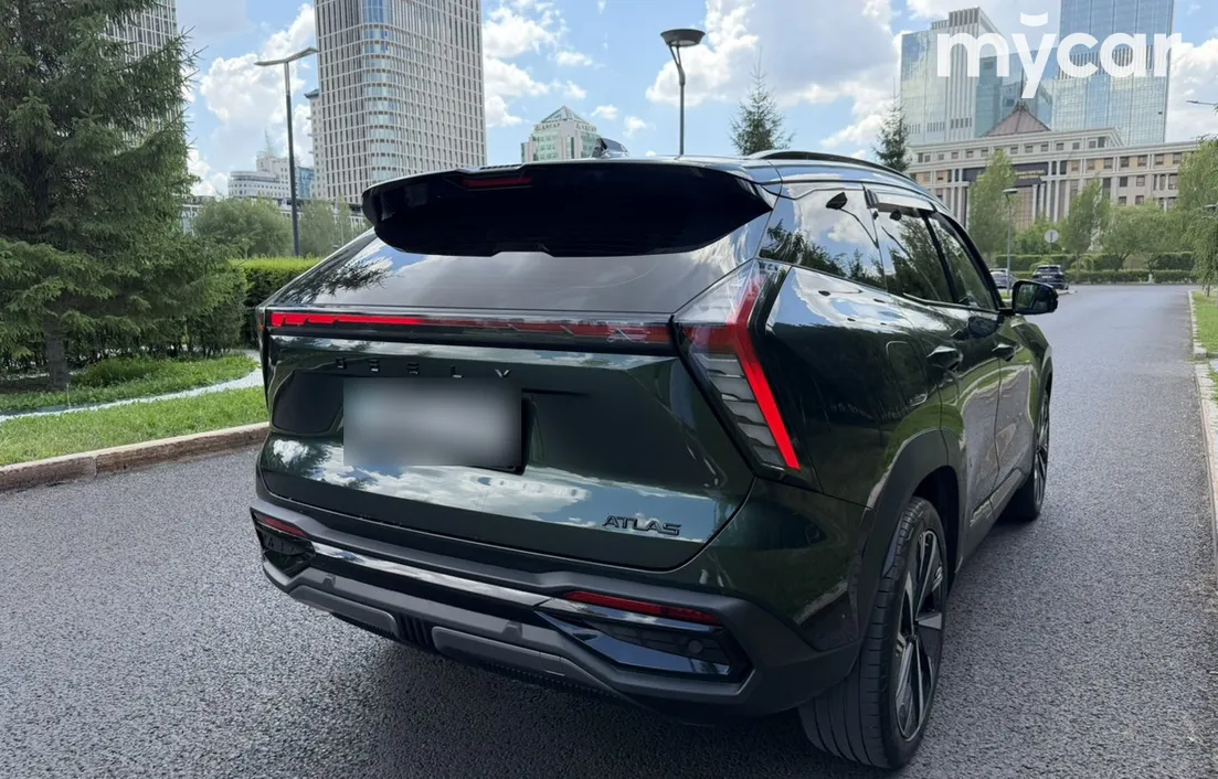 Geely Atlas 2024