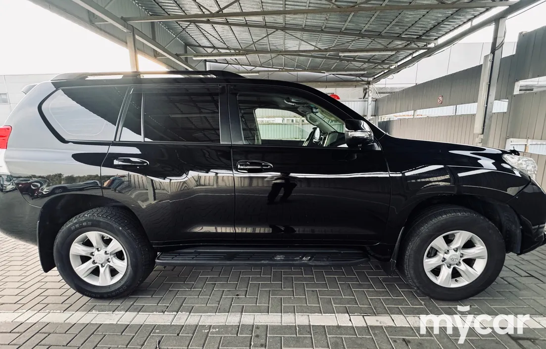 Toyota Land Cruiser Prado 2013