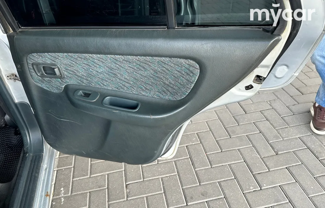 Nissan Almera 1995