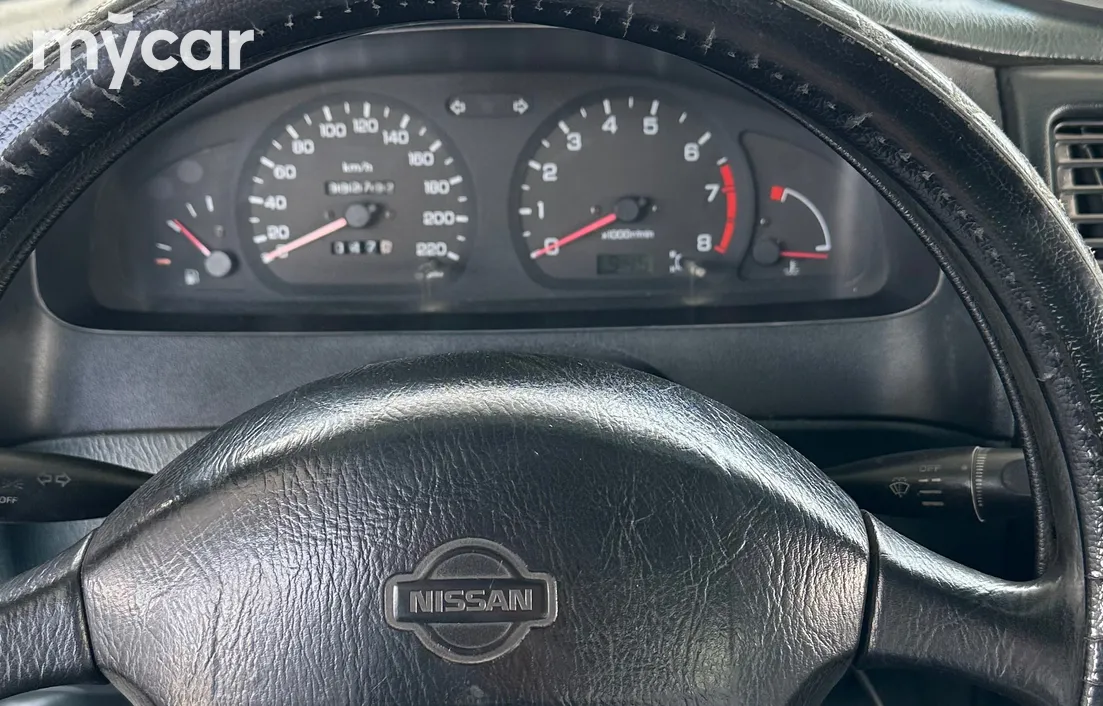 Nissan Almera 1995