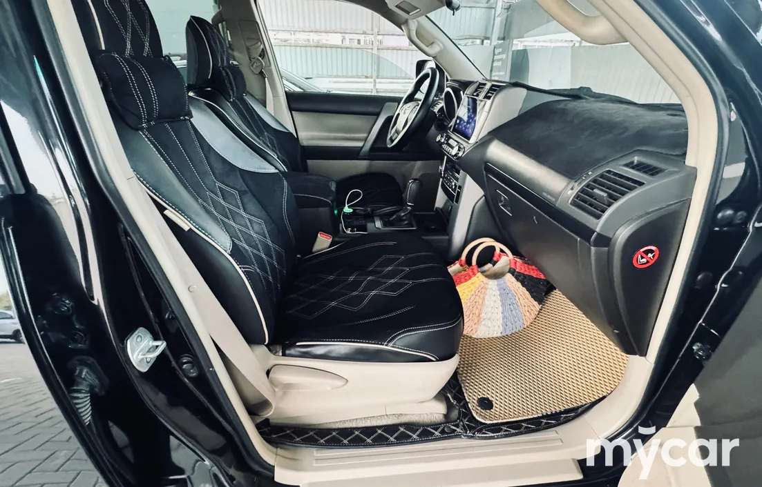 Toyota Land Cruiser Prado 2013