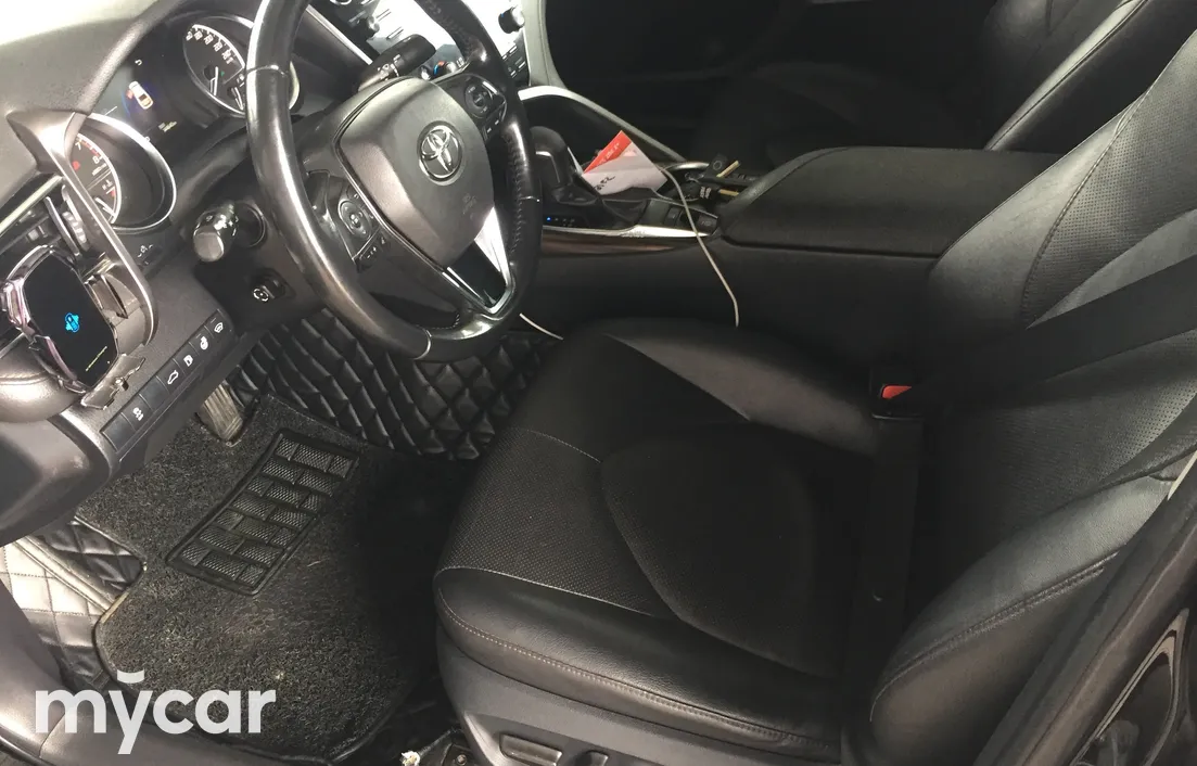 Toyota Camry 2018