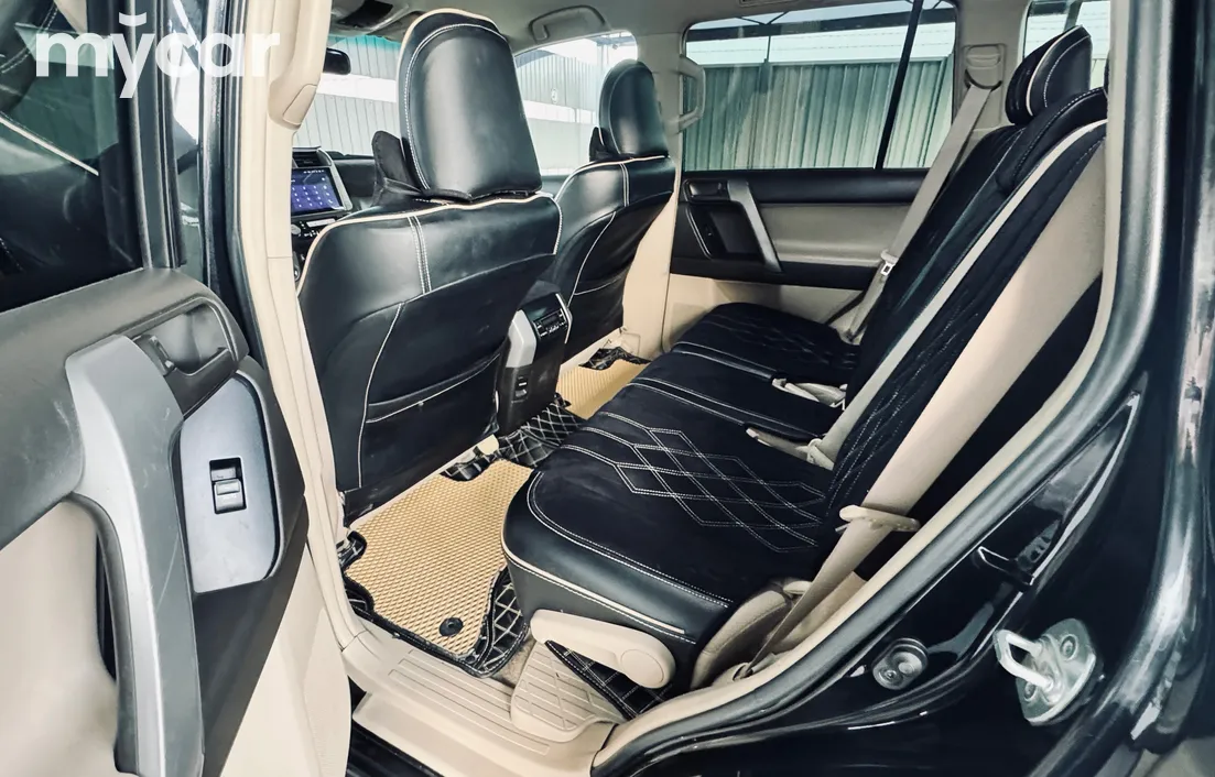 Toyota Land Cruiser Prado 2013