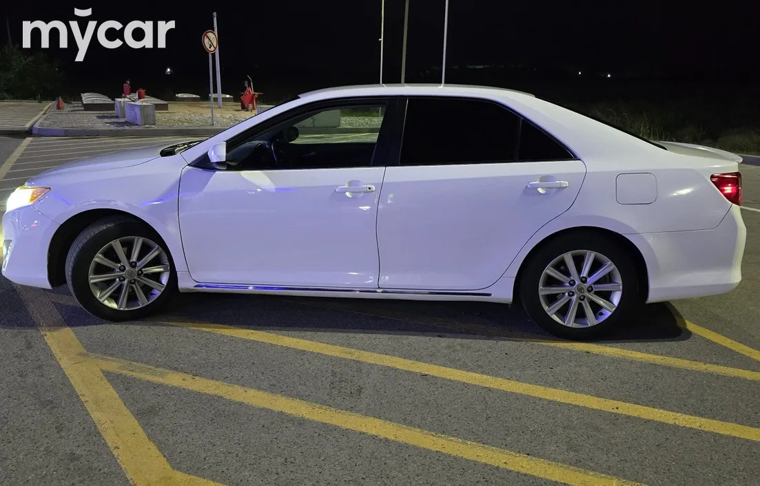Toyota Camry 2012