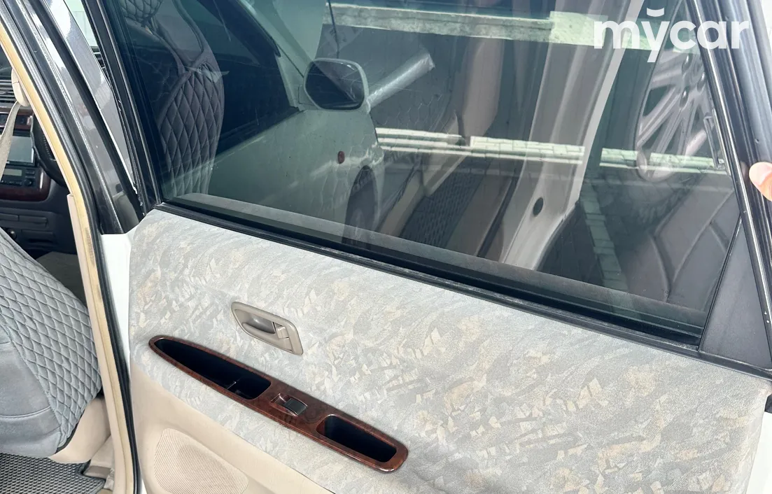 Toyota Gaia 1998