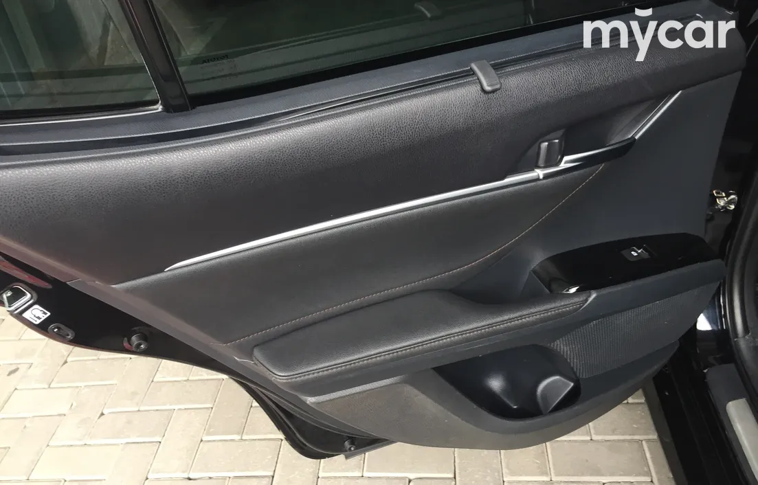 Toyota Camry 2018