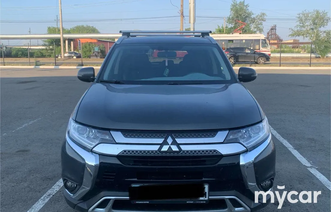 Mitsubishi Outlander 2021