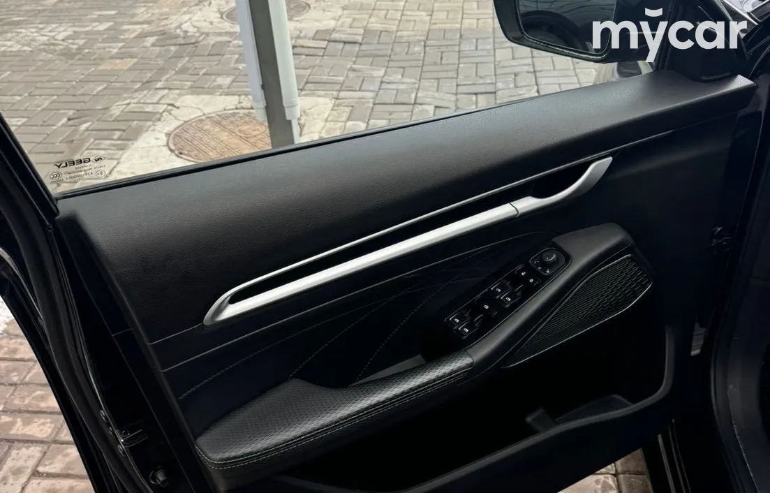 Geely Emgrand 2023
