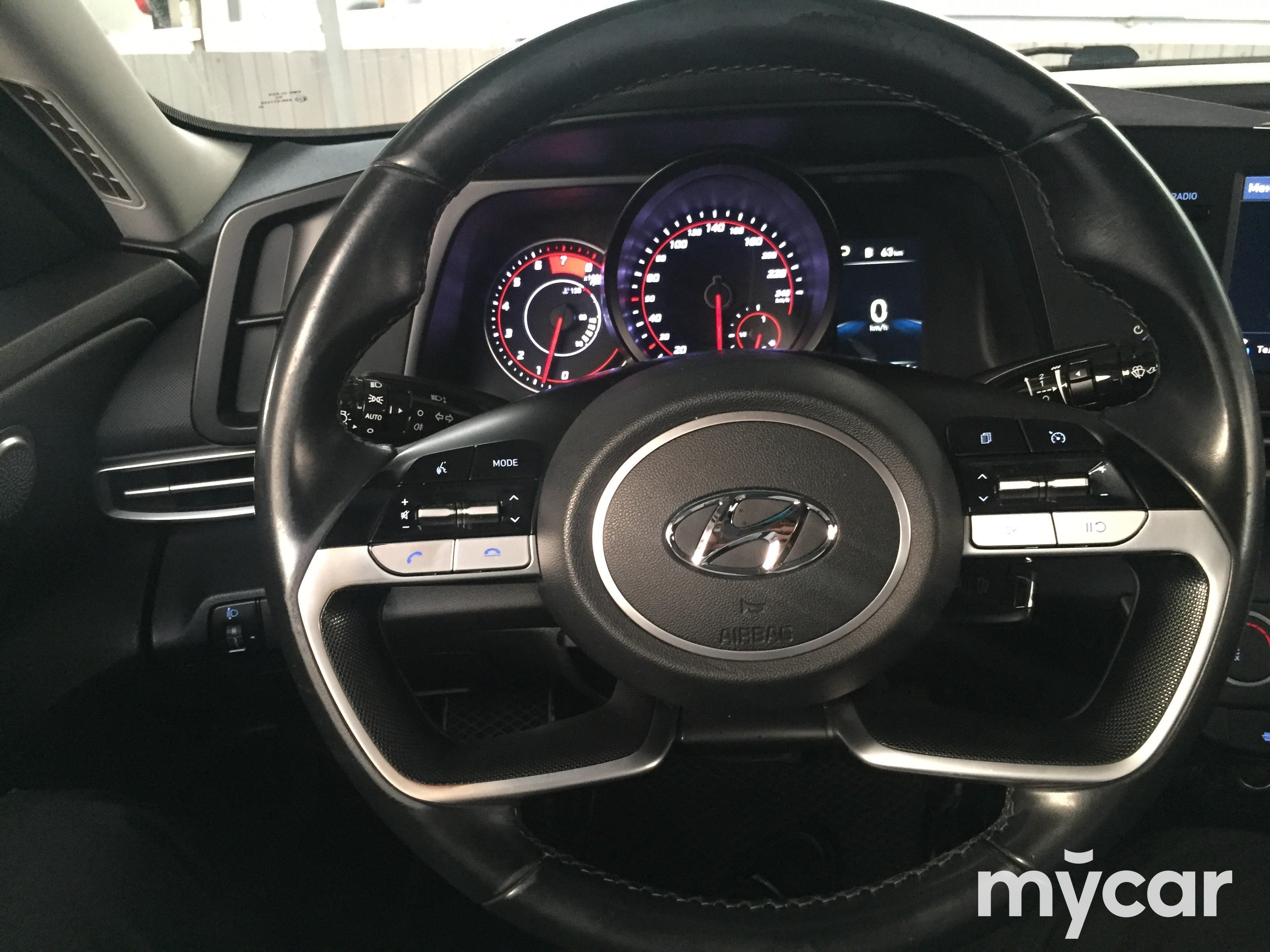 Hyundai Elantra 2022