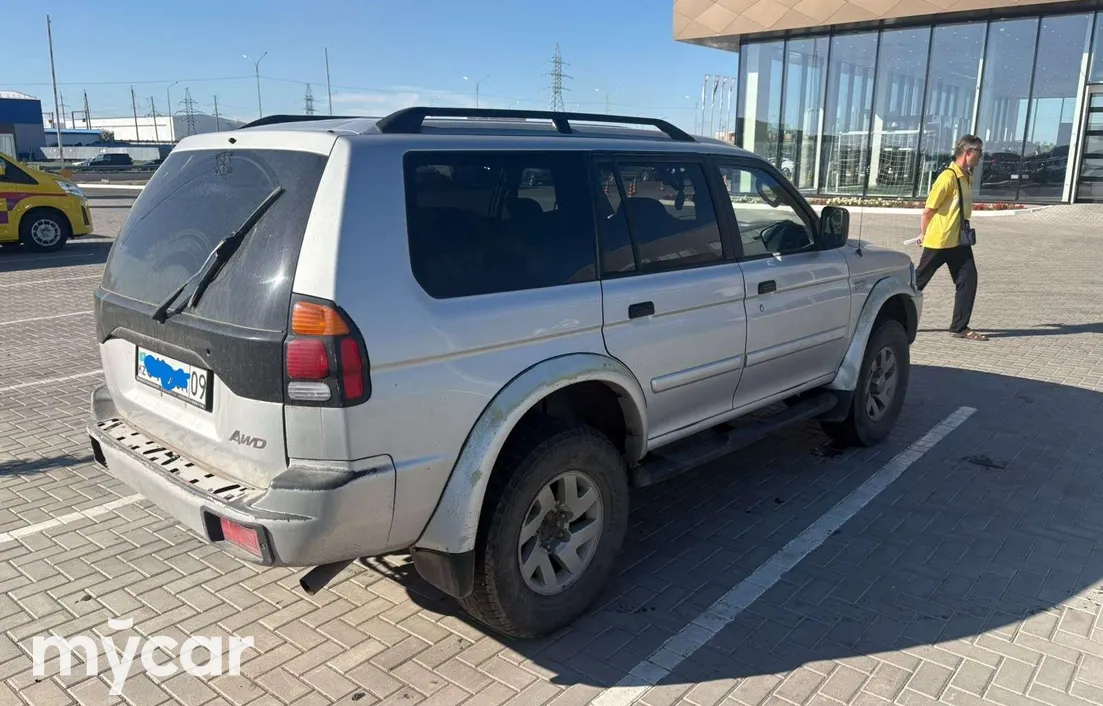 Mitsubishi Montero Sport 2002