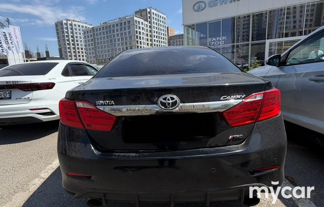 Toyota Camry 2013