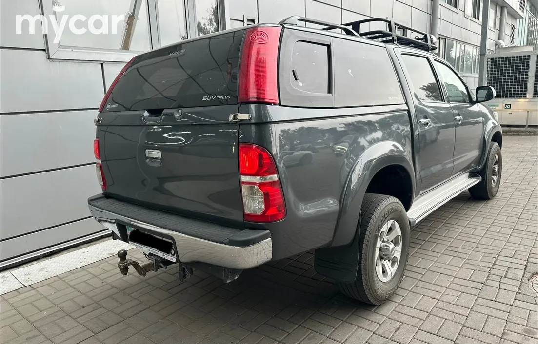 Toyota Hilux 2013