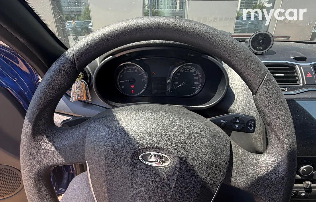 LADA Granta 2025