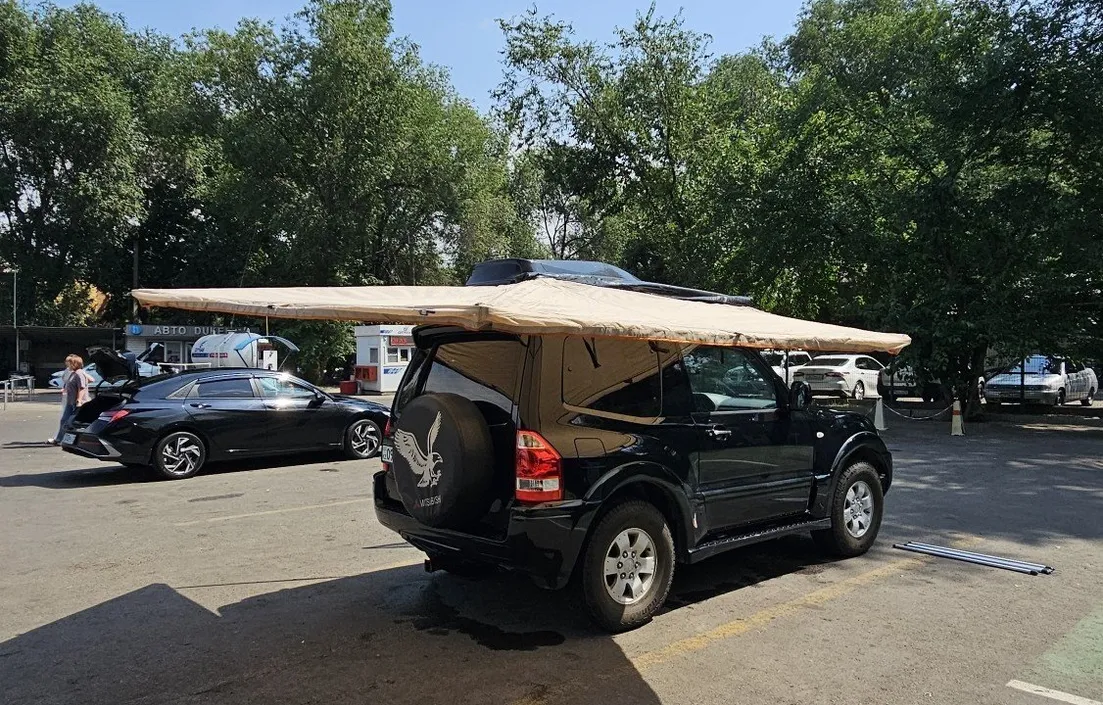 Mitsubishi Pajero 2006
