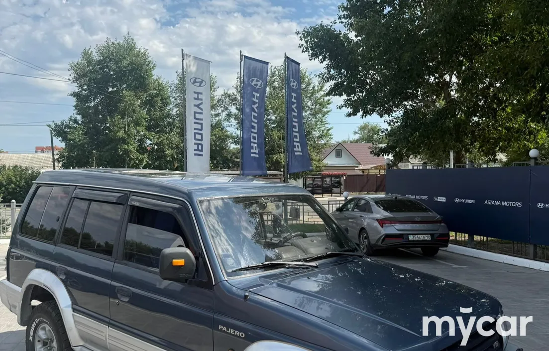 Mitsubishi Pajero 1992