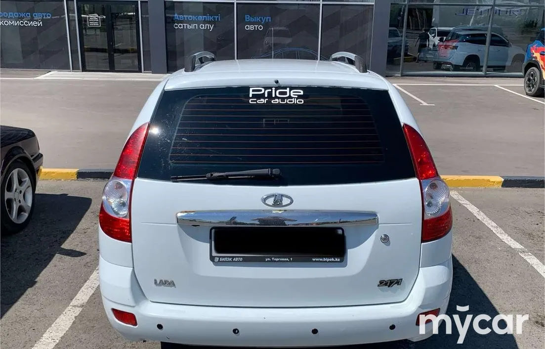 LADA Priora 2012