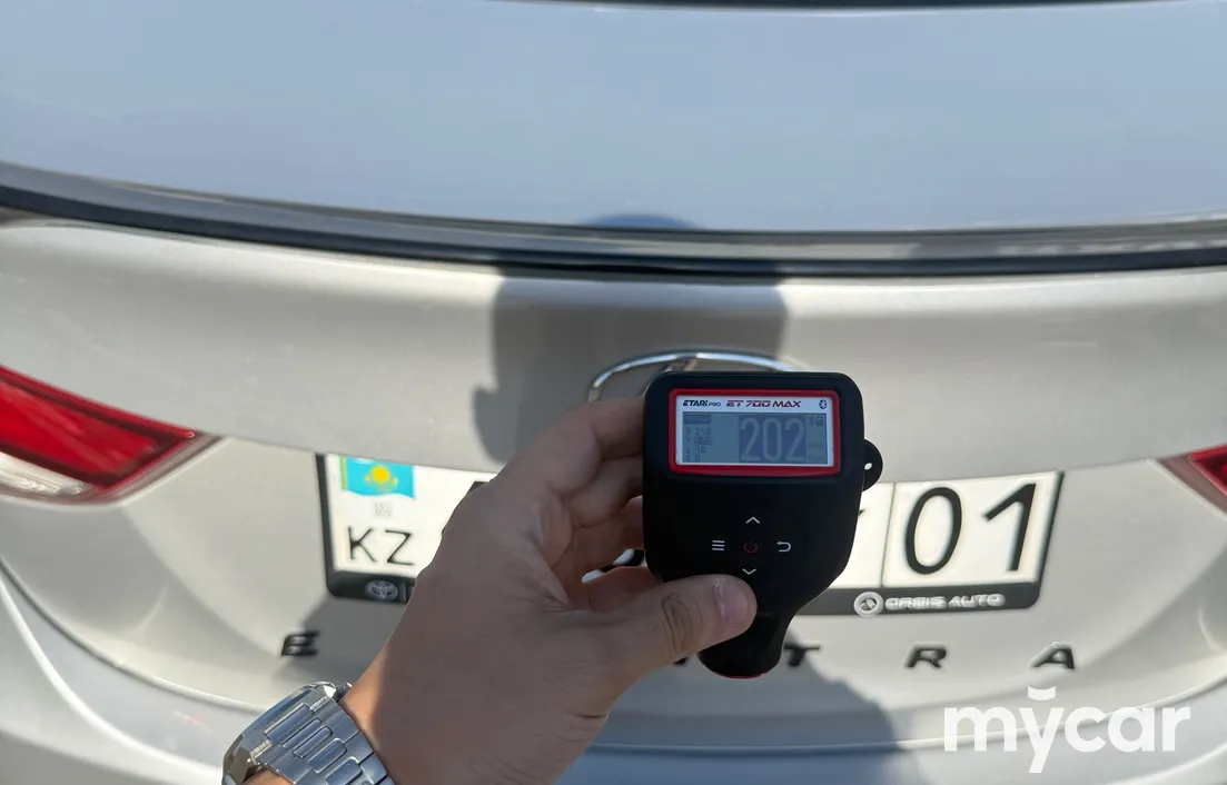 Hyundai Elantra 2013