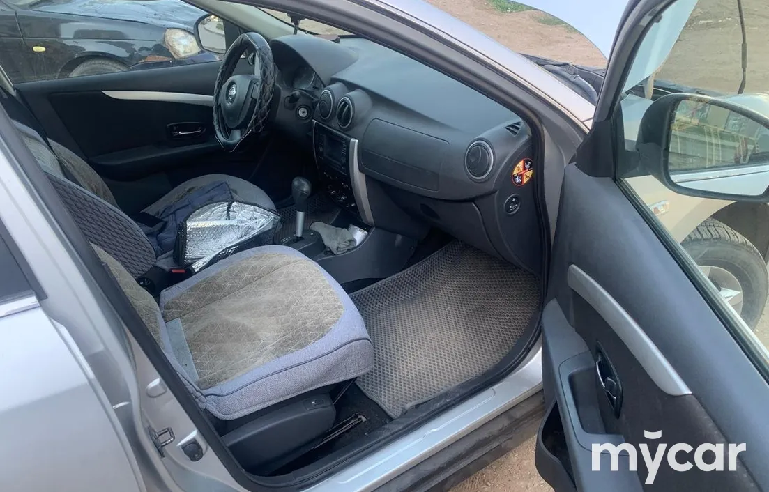 Nissan Almera 2014