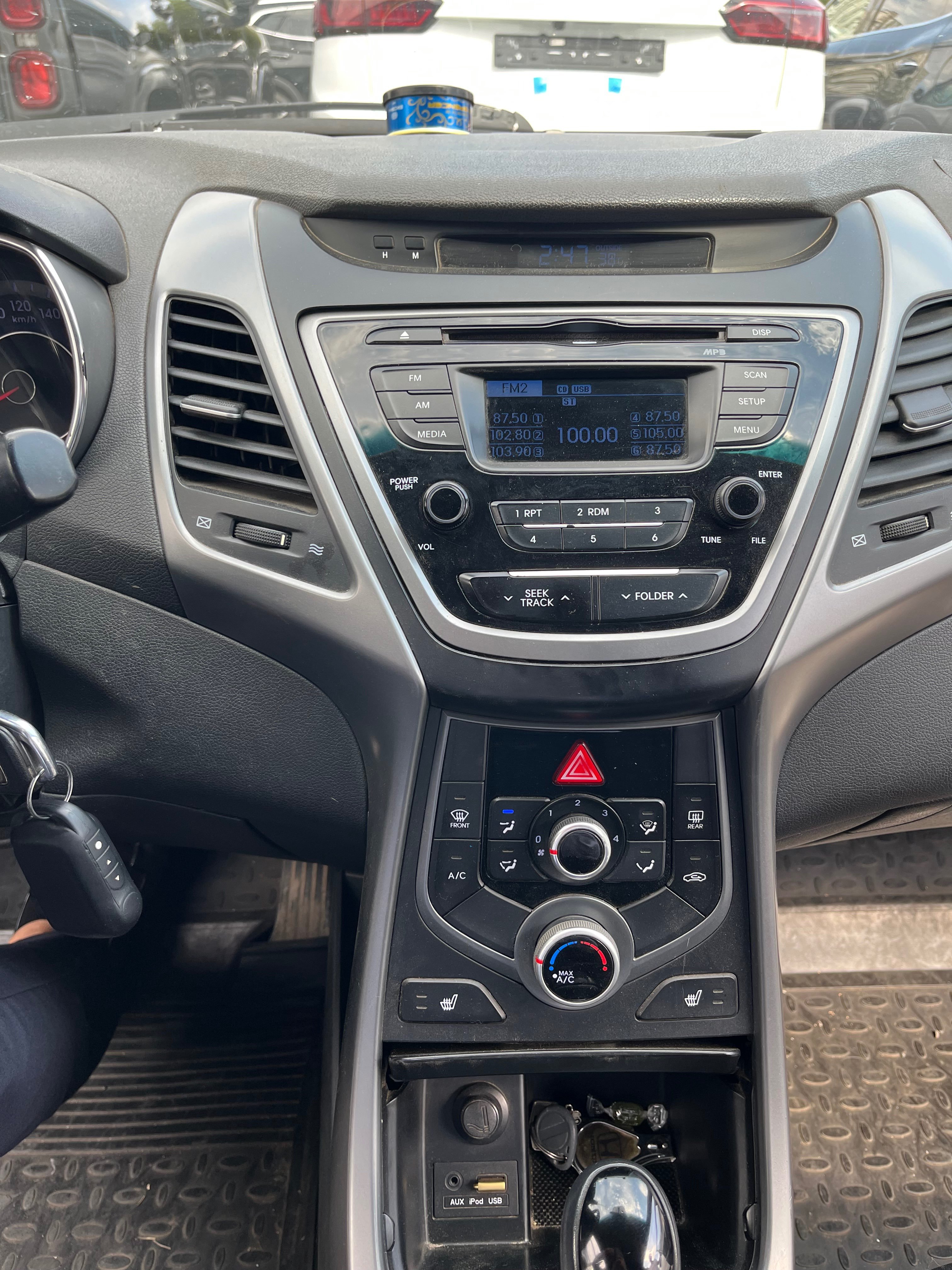 Hyundai Elantra 2013