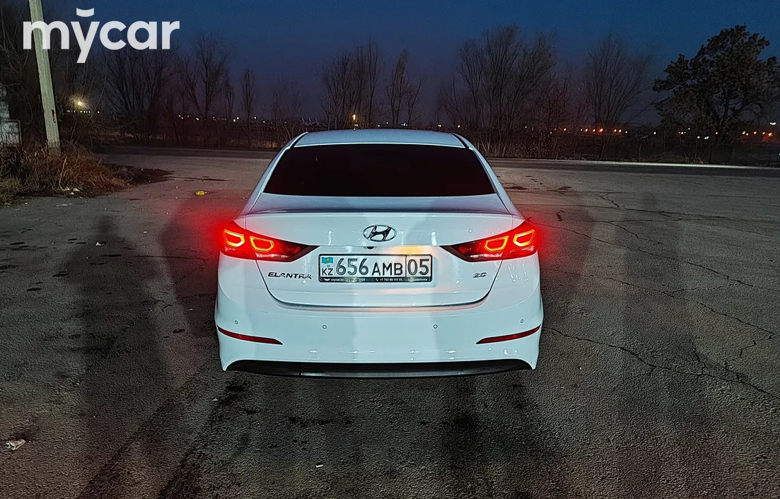 Hyundai Elantra 2018