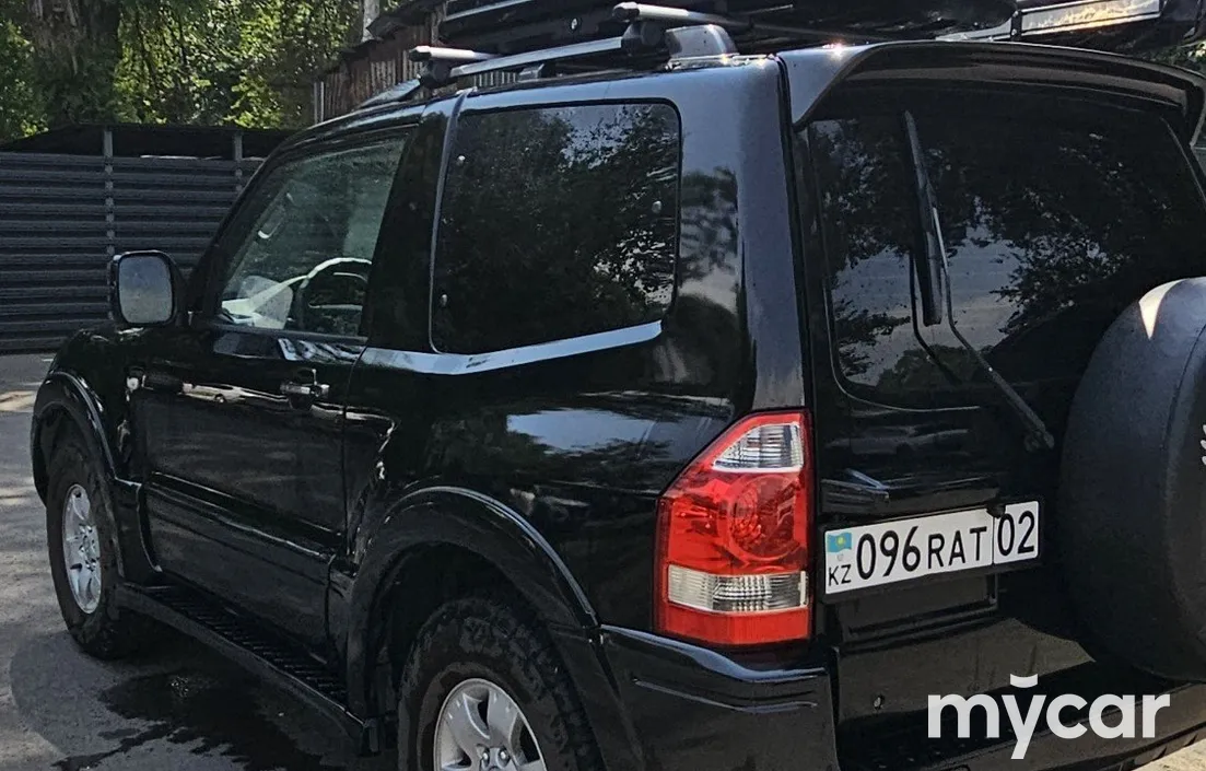 Mitsubishi Pajero 2006