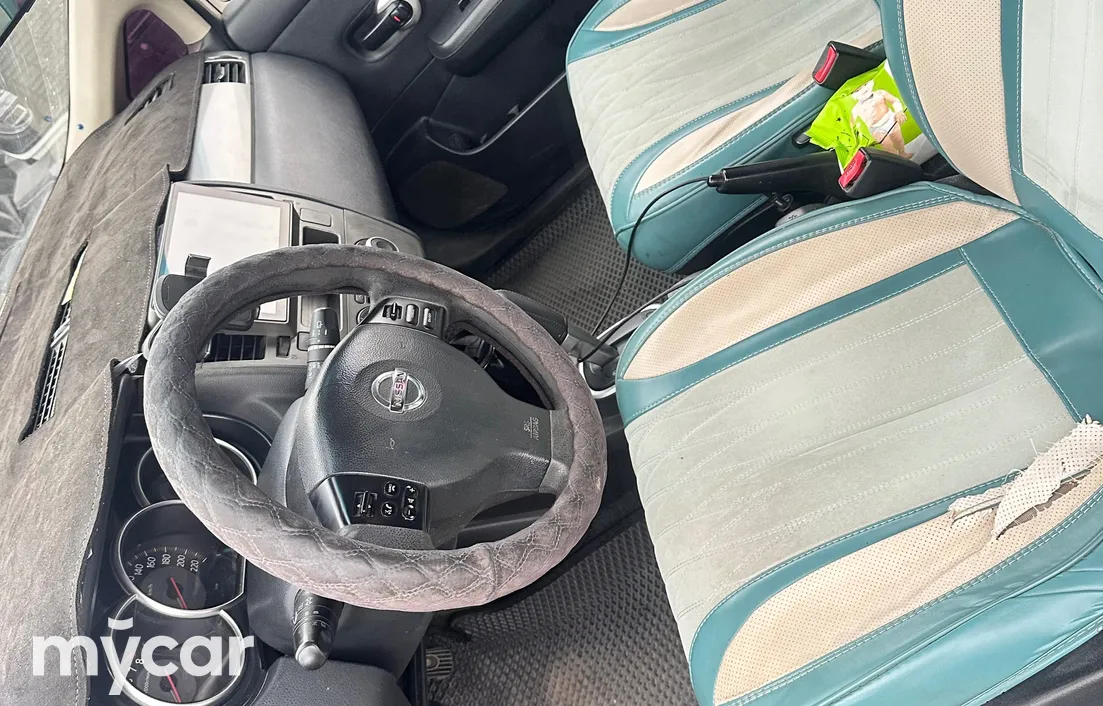 Nissan Tiida 2007